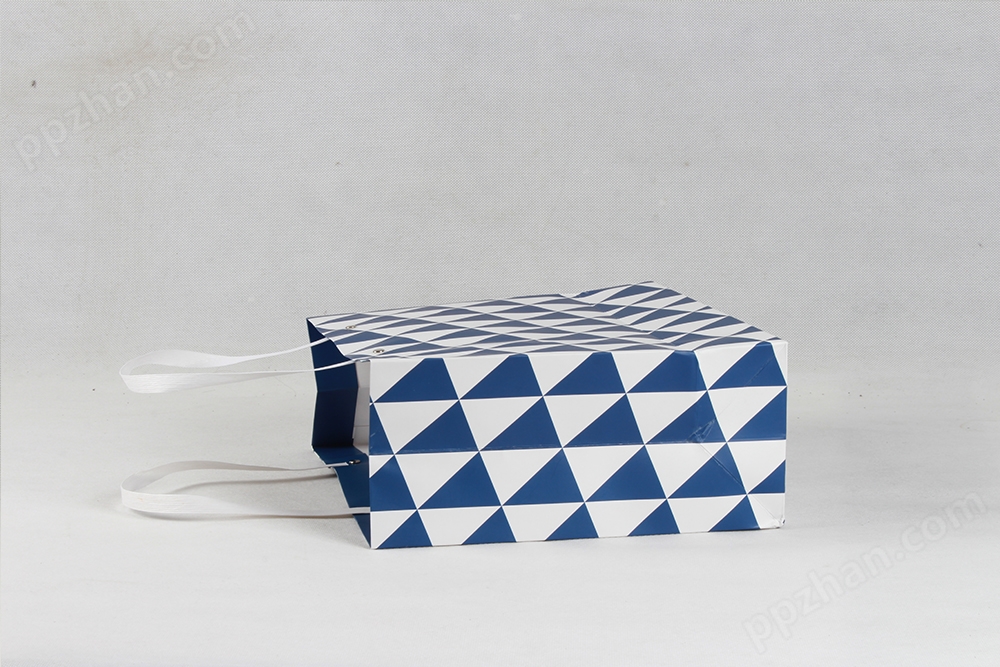 菱形创意型白卡纸袋